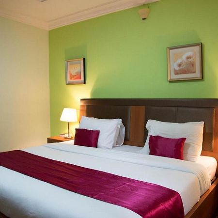 Room in Lodge - Grand Ibro Hotel Abuja Jabi Buitenkant foto