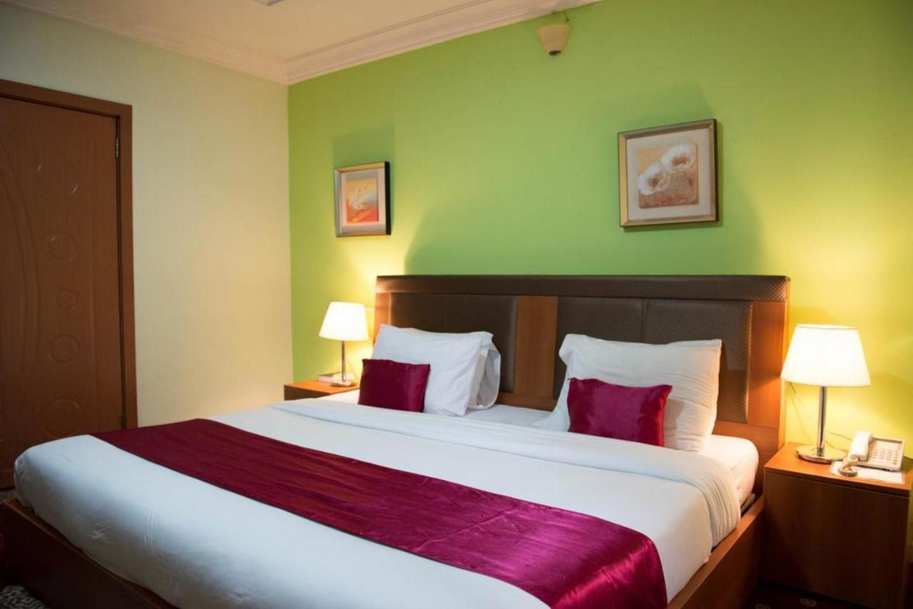 Room in Lodge - Grand Ibro Hotel Abuja Jabi Buitenkant foto